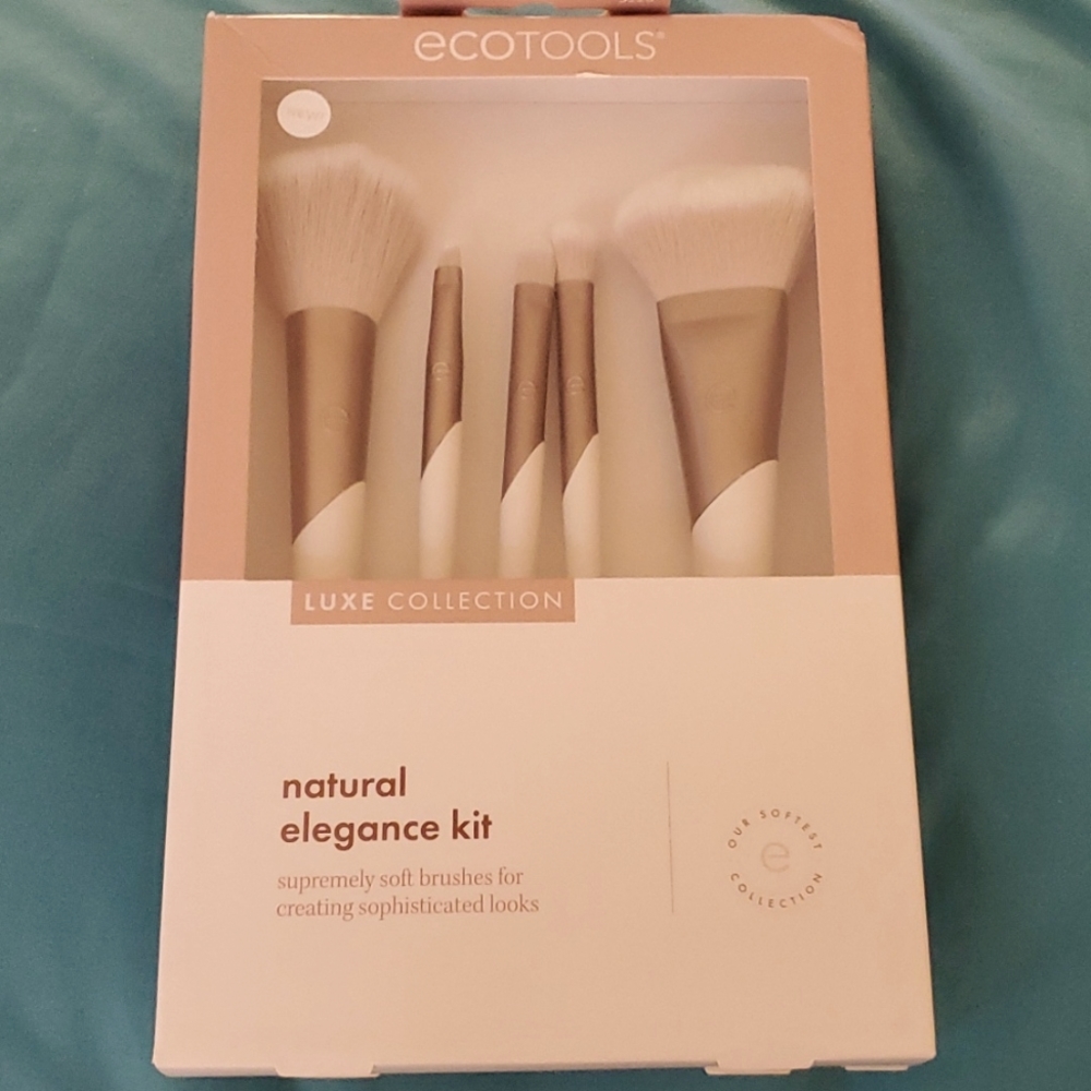 New Luxe Collection Ecotools Makeup Brush Set.